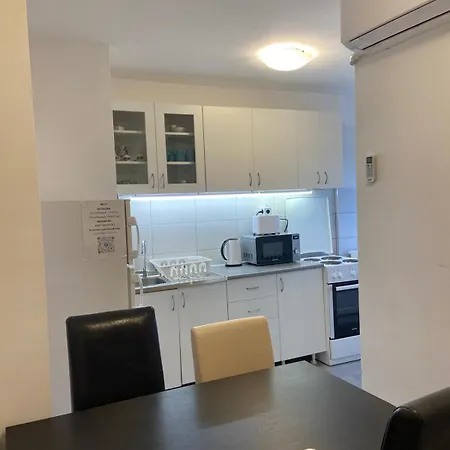 3-rooms Arena Apartment